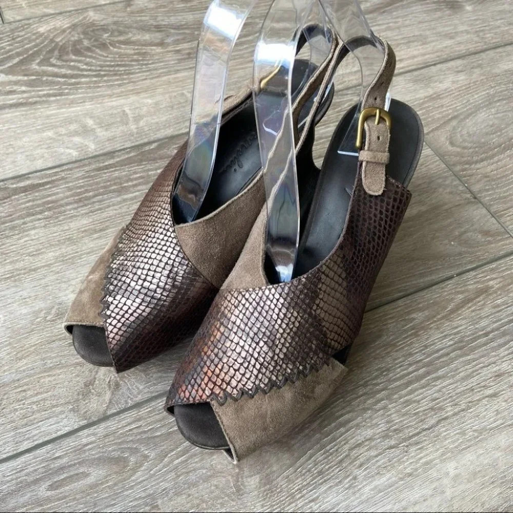 Henry Beguelin Snakeskin Embossed Leather Peep  Toe Wood Heel Platform Sandals